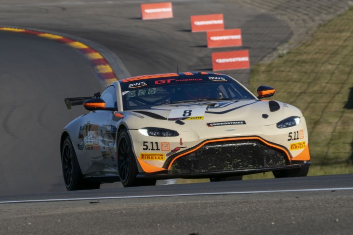 Flying Lizard Hopes to Build on Recent Success  at Road America