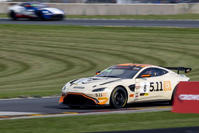 Flying Lizard Experiences Podium High at Road America