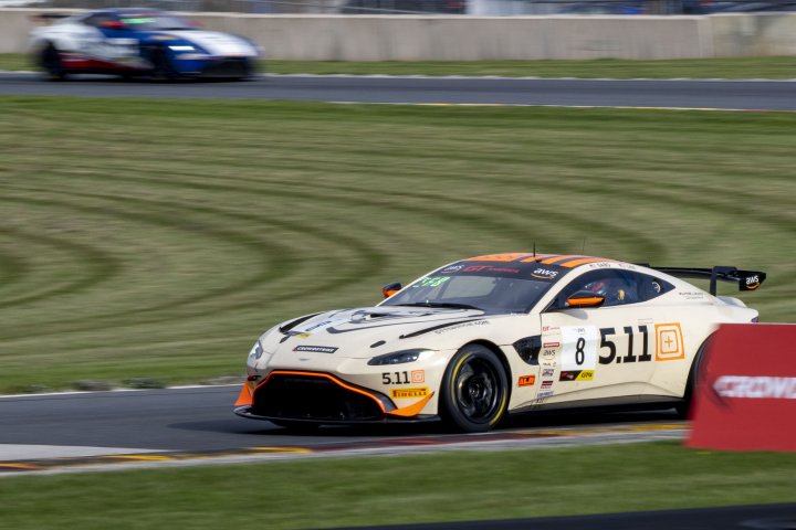 Flying Lizard Experiences Podium High at Road America
