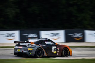 #619 Porsche 718 Cayman GT4 CS MR of Alain Stad, Stephen Cameron Racing, GT America Powered by AWS, GT4, Road America, Elkhart Lake, WI, Aug 2021. | Fabian Lagunas/SRO