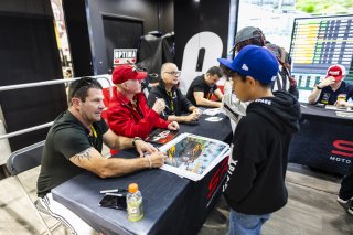 Autograph session at Streets of Long Beach Presented by 5.11, GT America, April 2024
 | Fabian Lagunas / SRO