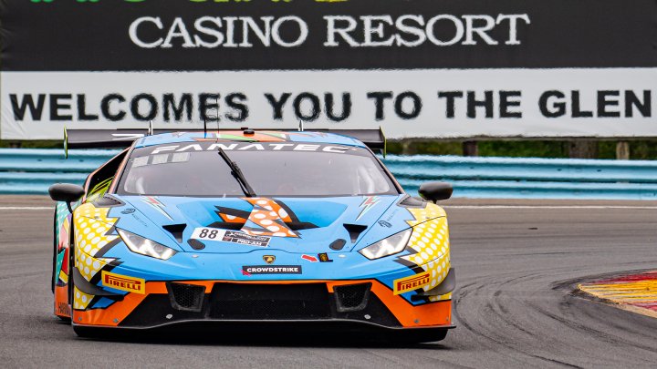 Luck (Porsche), Bell (Aston Martin) Take First GT America Race at Watkins Glen