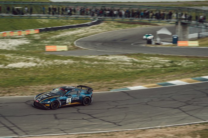 The Heart of Racing Scores Top 10 Finishes at Sonoma